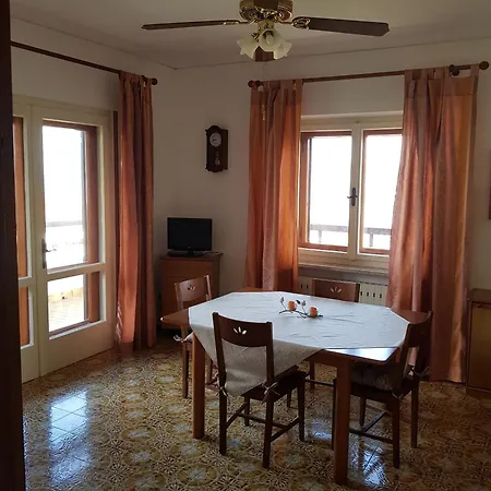 Nerio -avander House *