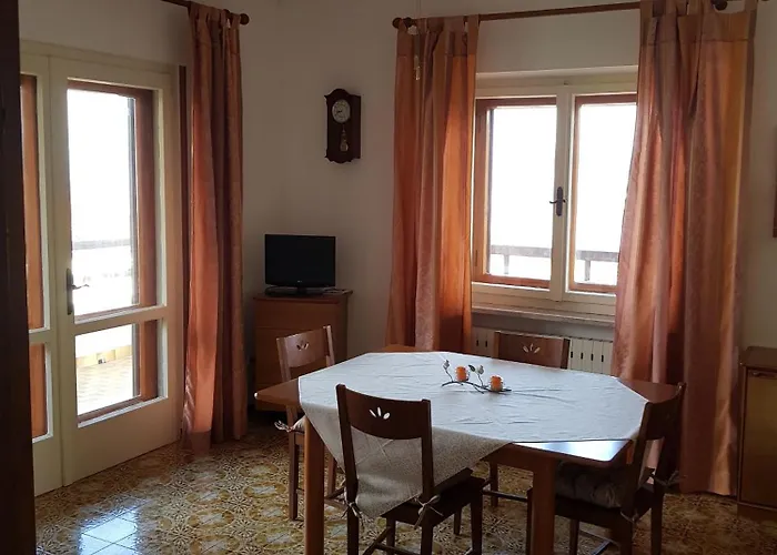 Nerio -avander House *